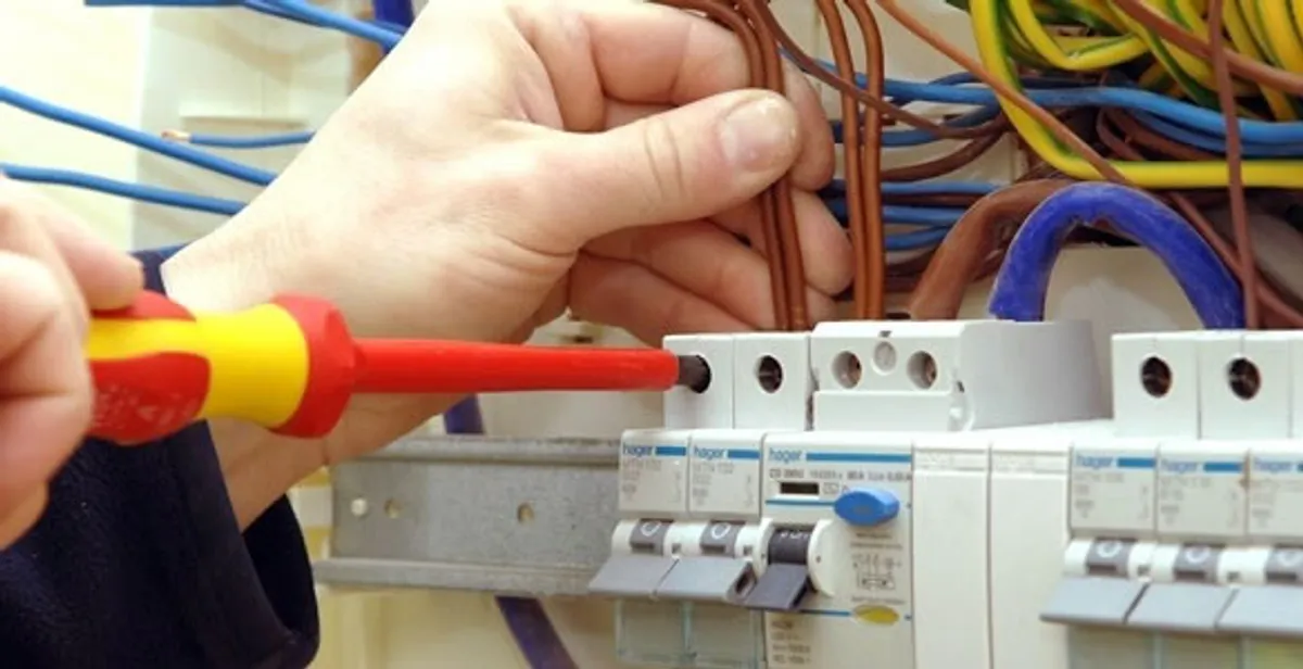 electrician services performing professional electrical panel wiring and connections in Chicago, IL