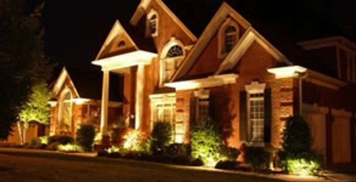 electrician services providing professional exterior electrical lighting in Chicago, IL