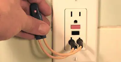 gfci circuits service testing ground fault circuit interrupter outlet to ensure electrical protection in Chicago, IL